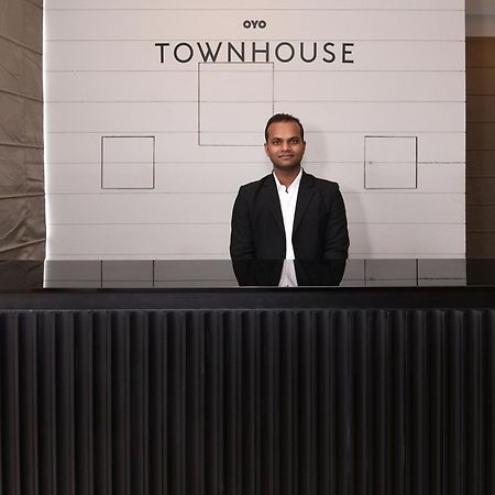 Townhouse Function Inn Near Chaudhary Charan Singh International Airport Lakhnaú Exteriér fotografie