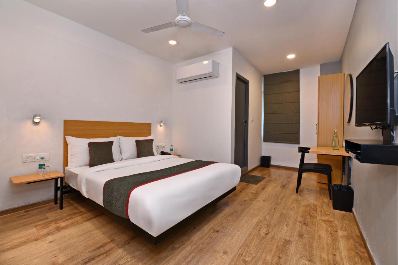Townhouse Function Inn Near Chaudhary Charan Singh International Airport Lakhnaú Exteriér fotografie