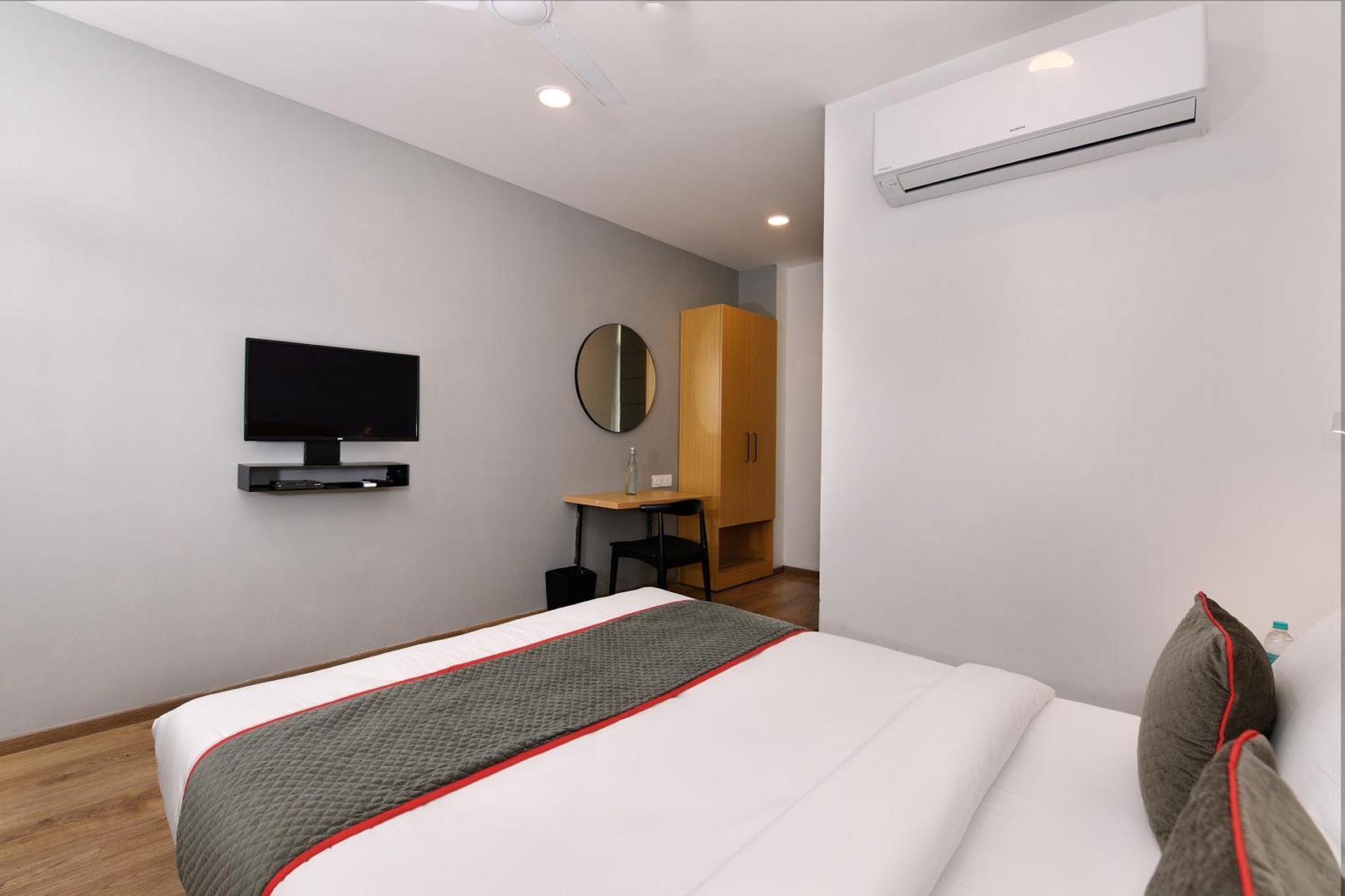 Townhouse Function Inn Near Chaudhary Charan Singh International Airport Lakhnaú Exteriér fotografie