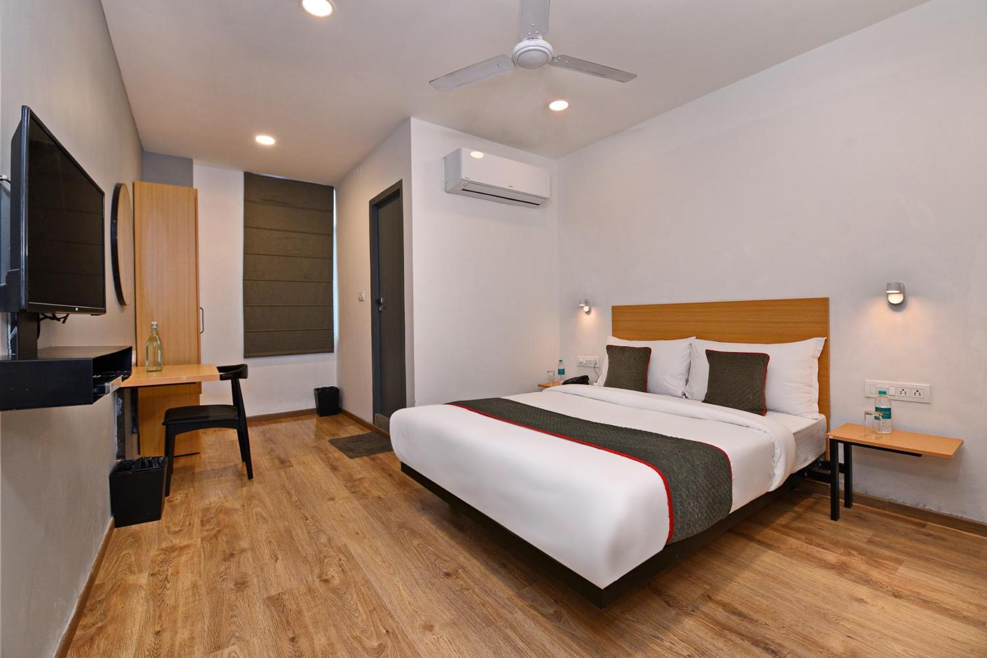 Townhouse Function Inn Near Chaudhary Charan Singh International Airport Lakhnaú Exteriér fotografie